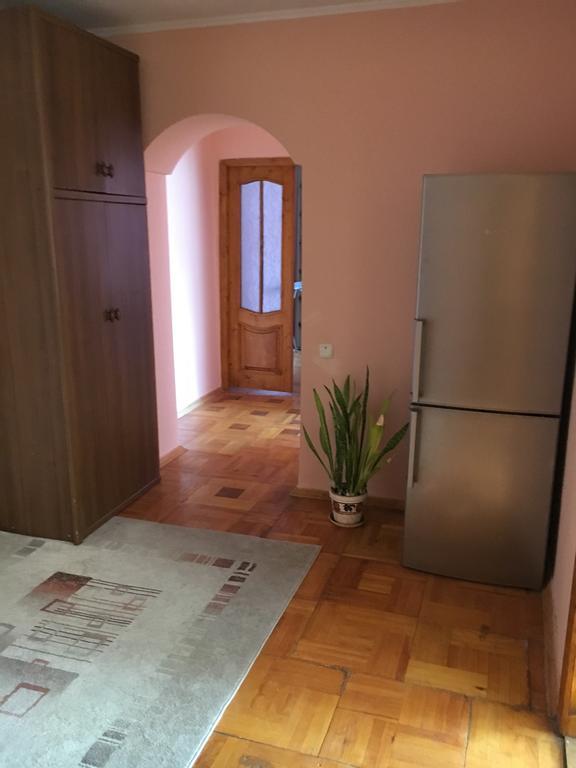 Galytska Apartment Ivano-Frankivsk Eksteriør billede
